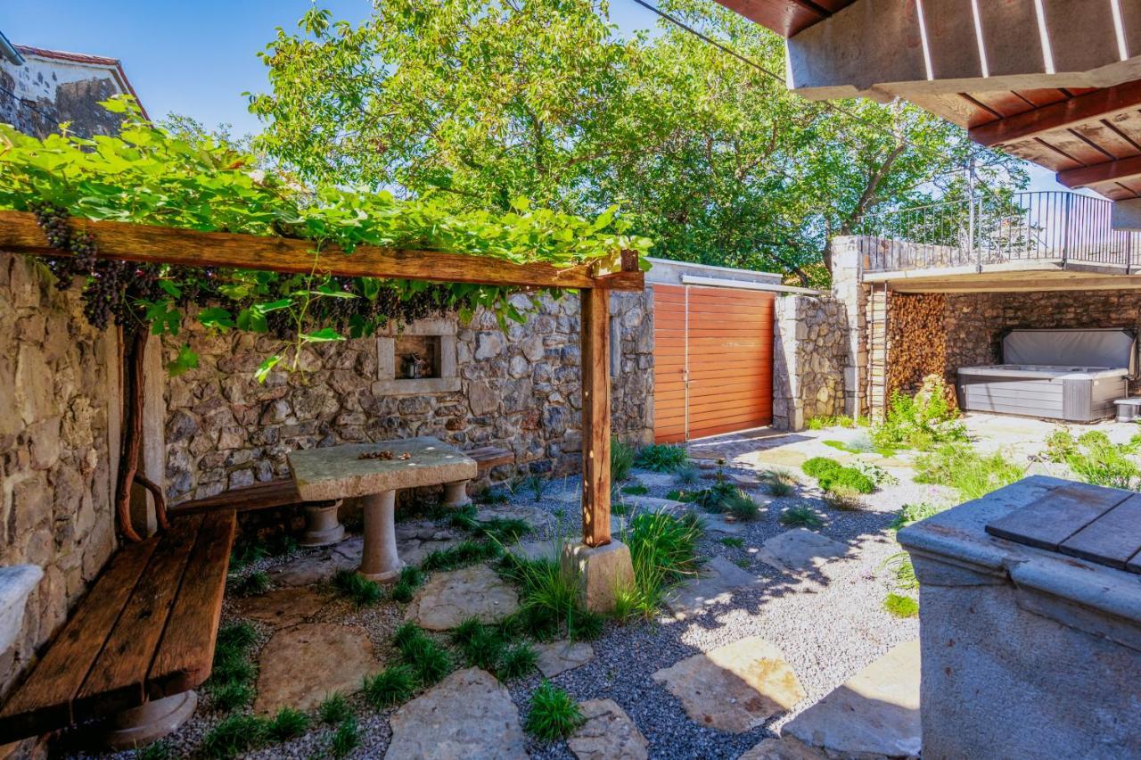 Vila Karst house Žan Pliskovica Dutovlje Exteriér fotografie